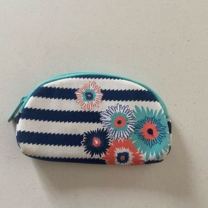 Thirty-one Sunglass case